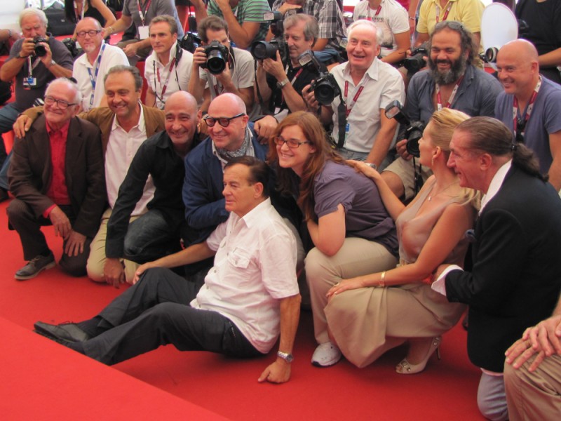 Sacro Gra Il Regista Gianfranco Rosi A Venezia 2013 Con Il Cast Del Suo Film E I Fotografi 284737