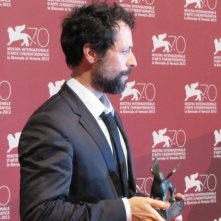 White Shadow Il Regista Noaz Deshe Con Il Premio De Laurentiis A Venezia 2013 284842