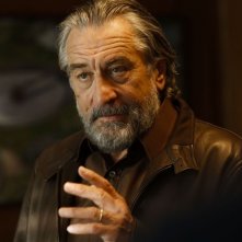 Cose nostre - Malavita: Robert De Niro in una scena