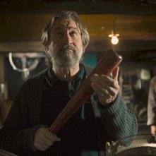 Cose nostre - Malavita: Robert De Niro in una scena tratta dal film