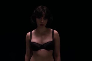 Teaser Trailer - Under the Skin