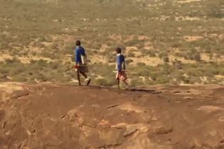 Trailer Italiano - Vado a scuola