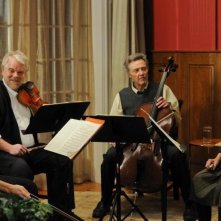 Una fragile armonia: Mark Ivanir, Philip Seymour Hoffman, Christopher Walken e Catherine Keener in una scena