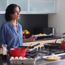 Betrayal: Wendy Moniz in una scena della serie