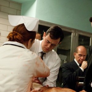 Parkland: Clin Hanks, Marcia Gay Harden e gli altri medici provano a salvare il Presidente sotto l'occhio vigile di Tom Welling