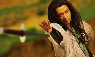 Leslie Cheung in una sequenza di Ashes of Time