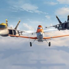 Planes: Dusty in volo affiancato da due 'amici' in una scena