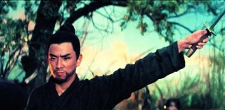 Un'immagine del film Mantieni l'odio per la tua vendetta