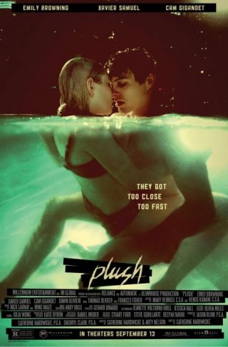 Plush: nuovo poster