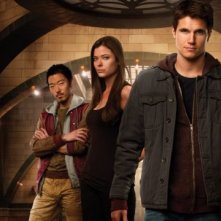 The Tomorrow People: Peyton List, Luke Mitchell, Aaron Yoo, Mathieu Young e Robbie Amell in una foto promozionale della serie