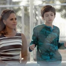 Back in the Game: Lenora Crichlow e J.J. Totah in una scena della serie