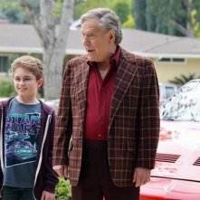 The Goldbergs: George Segal e Sean Giambrone in una scena della serie