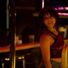 Vanessa Hudgens in una scena del thriller Il cacciatore di donne