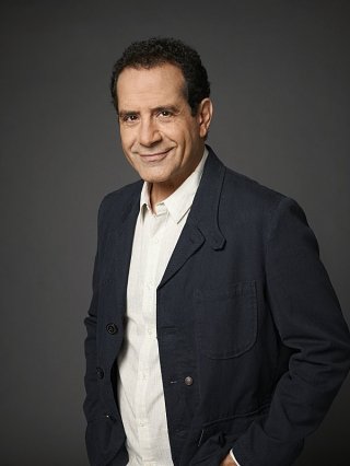 We Are Men: Tony Shalhoub in una foto promozionale della serie