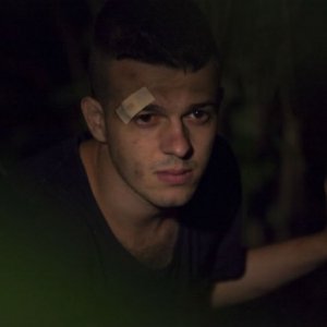 Fernando Tielve è Luis, un turista spagnolo nel film Lose Your Head