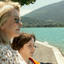 On my way: Catherine Deneuve accanto a Nemo Schiffman in una immagine del film