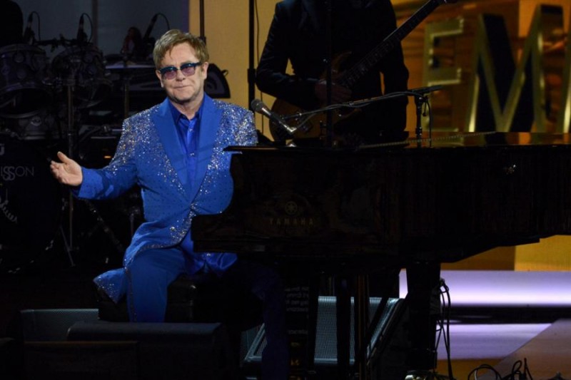 Emmy 2013: Elton John durante la cerimonia di premiazione