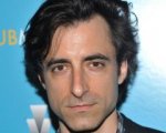 Noah Baumbach torna all'animazione con Flawed Dogs
