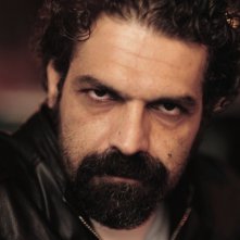 Claudio Corinaldesi in La Ladra interpreta Alvaro Braghetti detto Lo Squalo