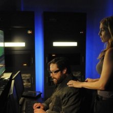 Revolution: Elizabeth Mitchell e Zak Orth nell'episodio Born in the U.S.A.