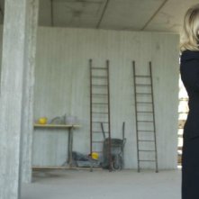 Aspirante vedovo: Luciana Littizzetto minacciata alle spalle dall'aspirante vedovo Fabio De Luigi