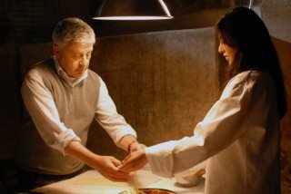 Il pasticciere: Antonio Catania e Rosaria Russo in una scena del film diretto da Luigi Sardiello