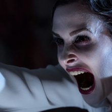 Oltre i confini del male - Insidious 2: Danielle Bisutti in una concitata scena del film