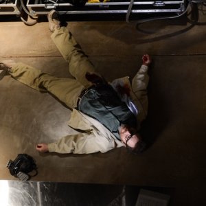 Breaking Bad: Bryan Cranston nella scena finale della serie