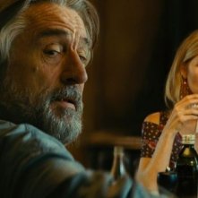 The Family: Robert De Niro e Michelle Pfeiffer in un momento del film