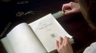 Inferno di Dario Argento - il libro di Varelli sulle Tre Madri