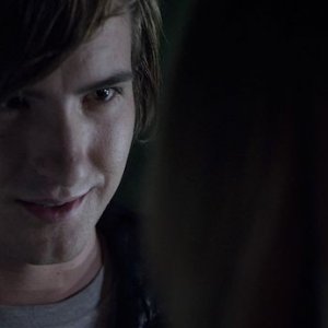 Smiley: Andrew James Allen in una scena del film horror diretto da Michael J. Gallagher