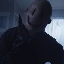 Smiley: una scena tratta dall'horror diretto da Michael J. Gallagher