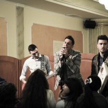 Song'e Napule: Giampaolo Morelli, Ciro Petrone e Alessandro Roja in una scena del film
