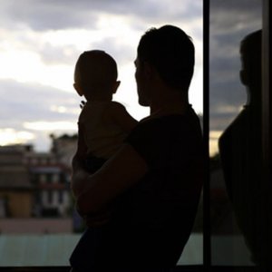 I corpi estranei: Filippo Timi in una tenera scena