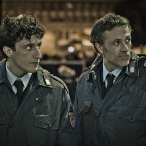 L'ultima foglia: Alfio Sorbello e Fabrizio Ferracane in una scena del film