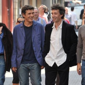 Bernard Campan, Marc Lavoine, Jean-Pierre Darroussin, Eric Elmosnino nel film Le coeur des hommes 3