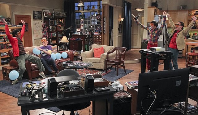 The Big Bang Theory: Una scena dell'episodio The Workplace Proximity