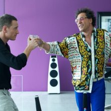 The Counselor - Il procuratore: Javier Bardem con Michael Fassbender in una scena del thriller