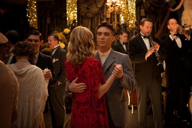 Peaky Blinders: Cillian Murphy in una foto di scena della serie