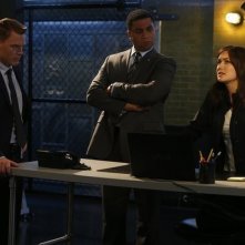 The Blacklist: Harry Lennix, Megan Boone e Diego Klattenhoff nell'episodio The Courier
