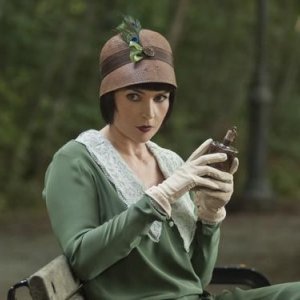Witches of East End: Julia Ormond nell'ep. Today, I Am a Witch