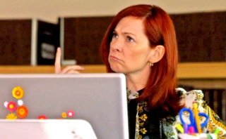 The Good Wife: Carrie Preston in una scena dell'episodio Outside the Bubble