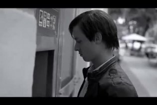 Clip 'Carta di credito' - Oh Boy, un caffè a Berlino