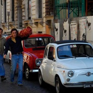 Elio Germano in una scena de L'ultima ruota del carro con Massimo Wertmüller