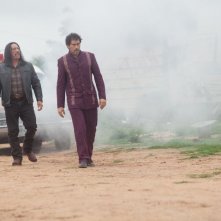 Machete Kills: Danny Trejo con Demian Bichir in una scena
