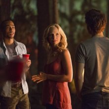 The Vampire Diaries: Kendrick Sampson, Paul Wesley e Candice Accola nell'episodio For Whom the Bell Tolls