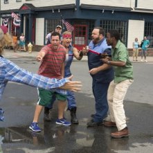 Un weekend da bamboccioni 2: Adam Sandler, Chris Rock e Kevin James in una concitata scena