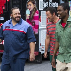 Un weekend da bamboccioni 2: Kevin James, Adam Sandler e Chris Rock in una scena del film