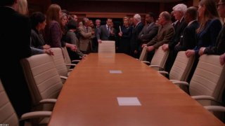 The Good Wife: Josh Charles in riunione d'emergenza dell'episodio Hitting the Fan