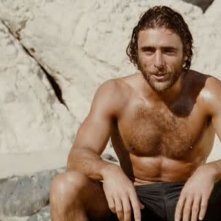 Adriano Giannini in una scena di Travolti dal destino di Guy Ritchie